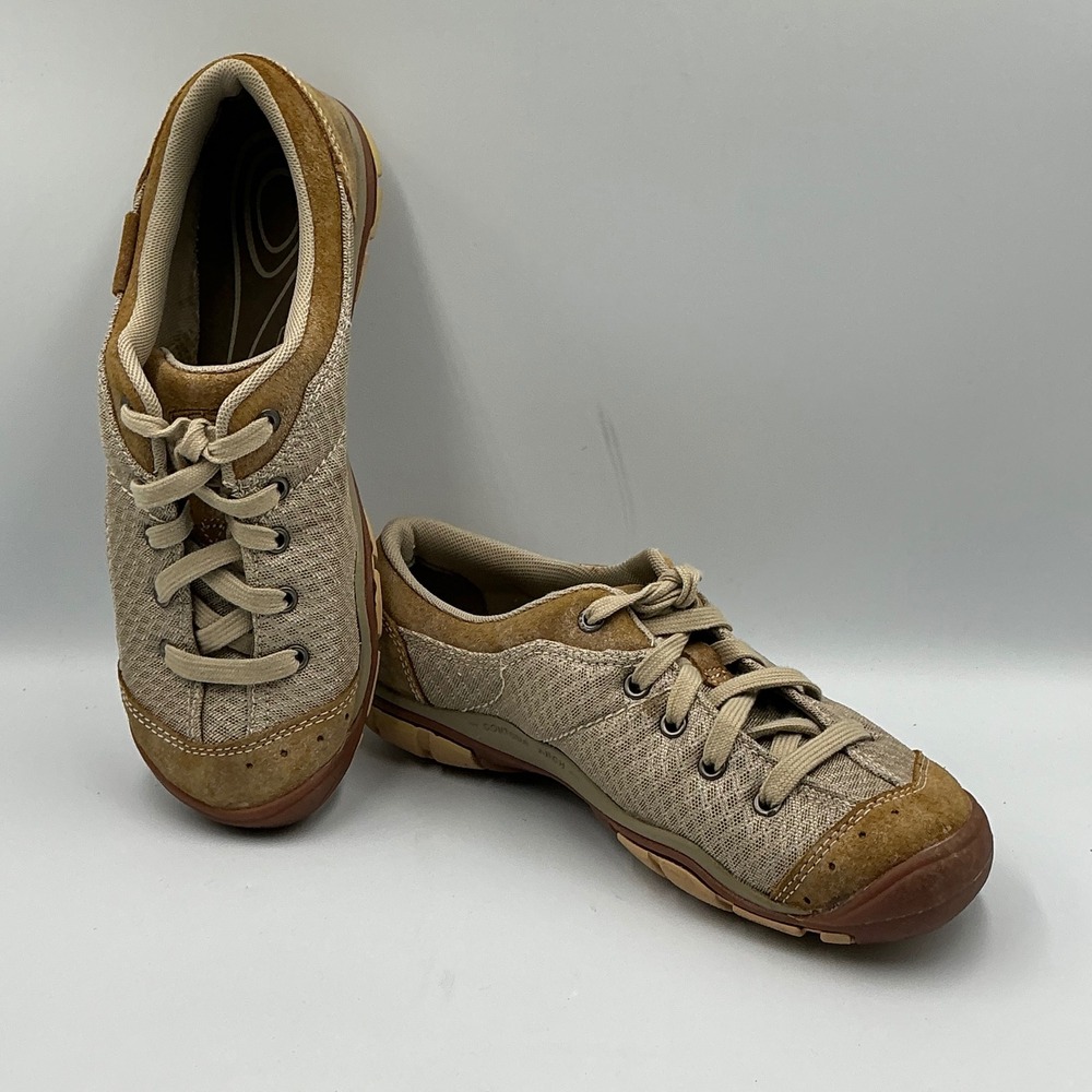KEEN Womens Tan Suede Mercer Lace Up Comfort Walking‎ Shoes Size 7.5